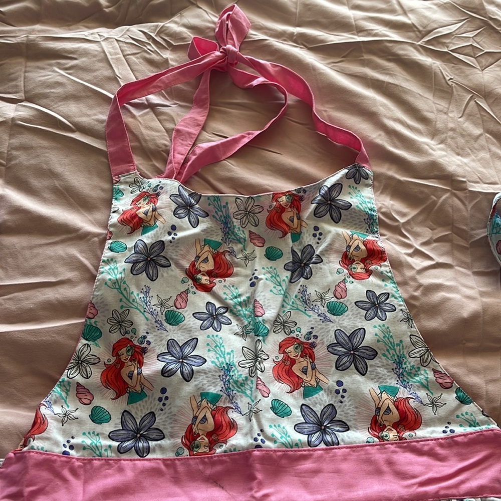 Little Mermaid Ariel Apron (Adult size)